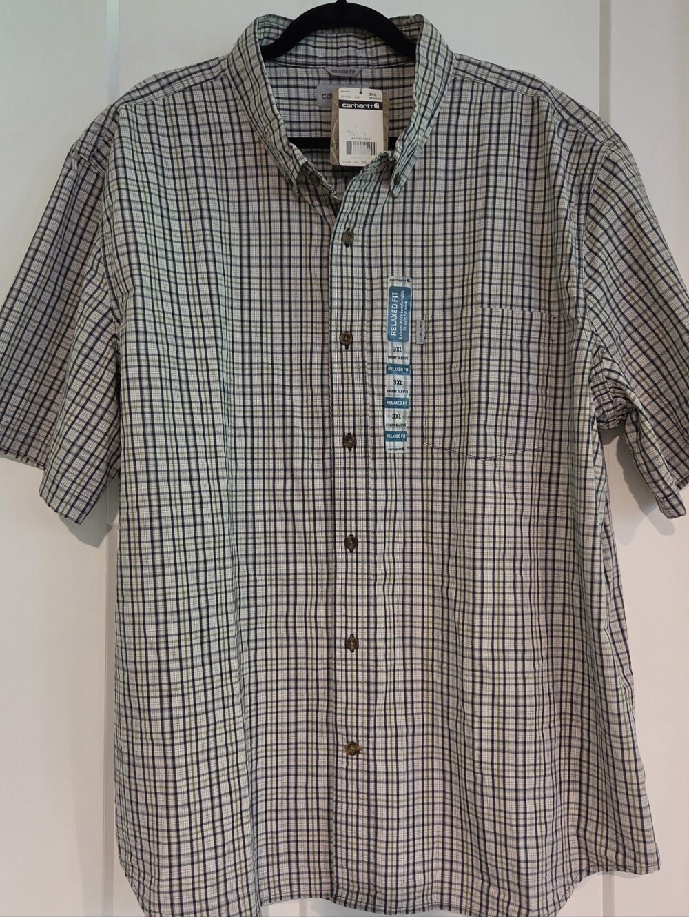 NWT Carhartt Men's Short Sleeve Button-Down Shirt with Pocket (Plaid)